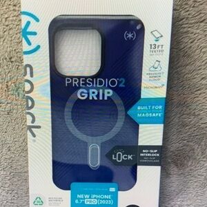Speck Presidio2 Grip Case for iPhone 6.7" Pro - Dark Blue